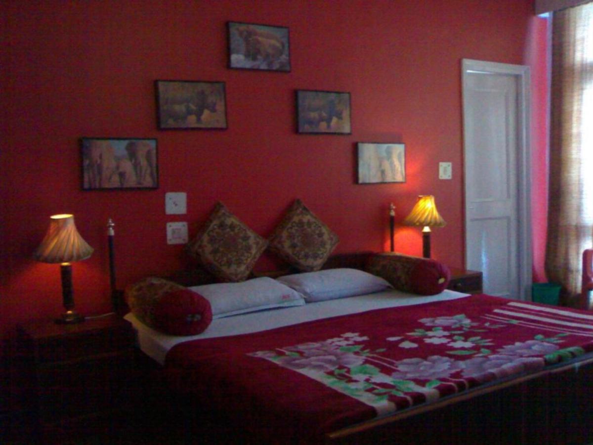 Goroomgo Ankur Lake View Mall Road Nainital - Prime Location With Luxury Room Bagian luar foto